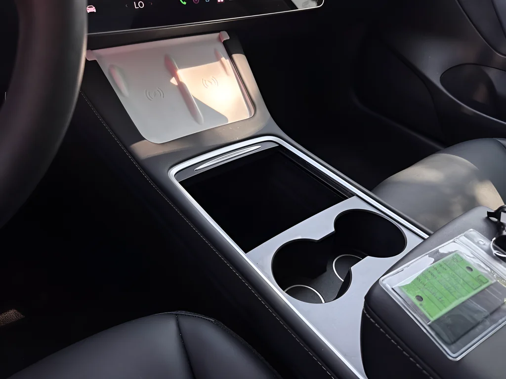 Used 2023 White Tesla Base image 12