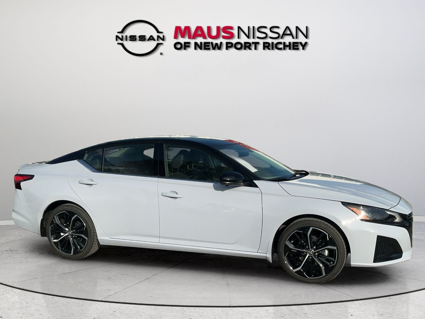 New 2026 Gray Nissan 2.5 SR image 14