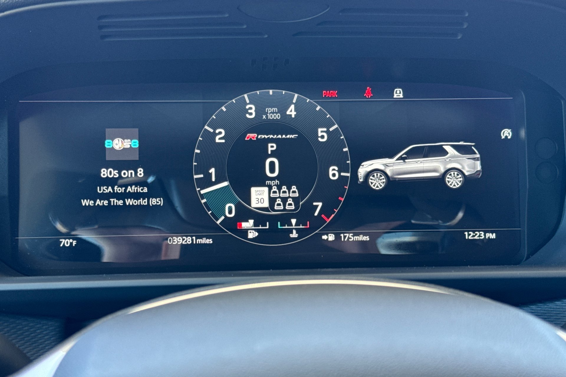 Used 2021 Portofino Blue Metallic Land Rover R-Dynamic S image 26