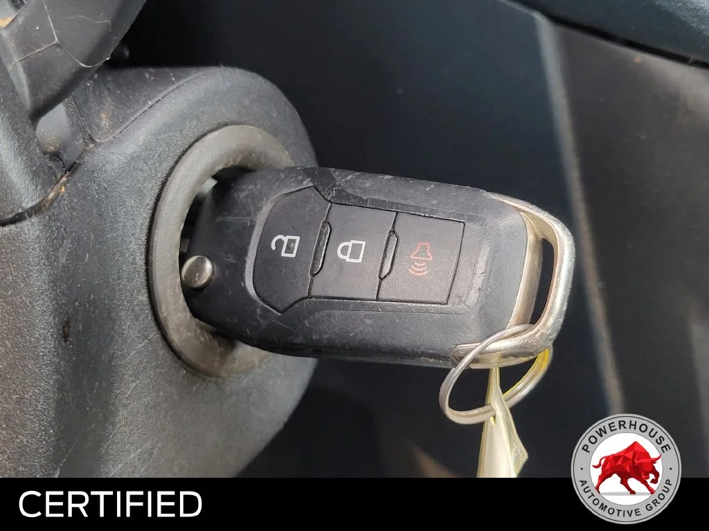 Used 2022 White Ford XL image 35