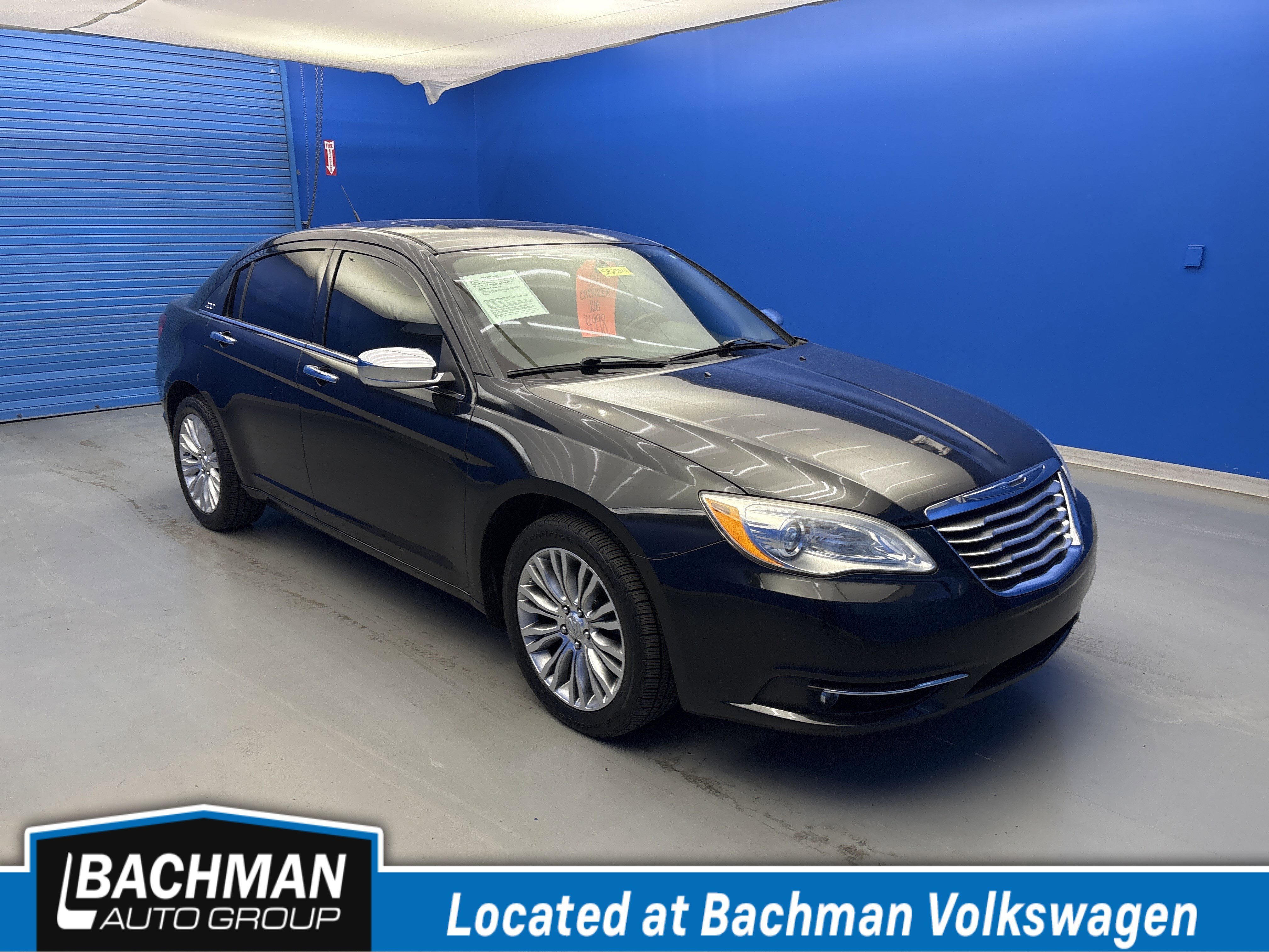 2011 Chrysler 200 Limited's photo