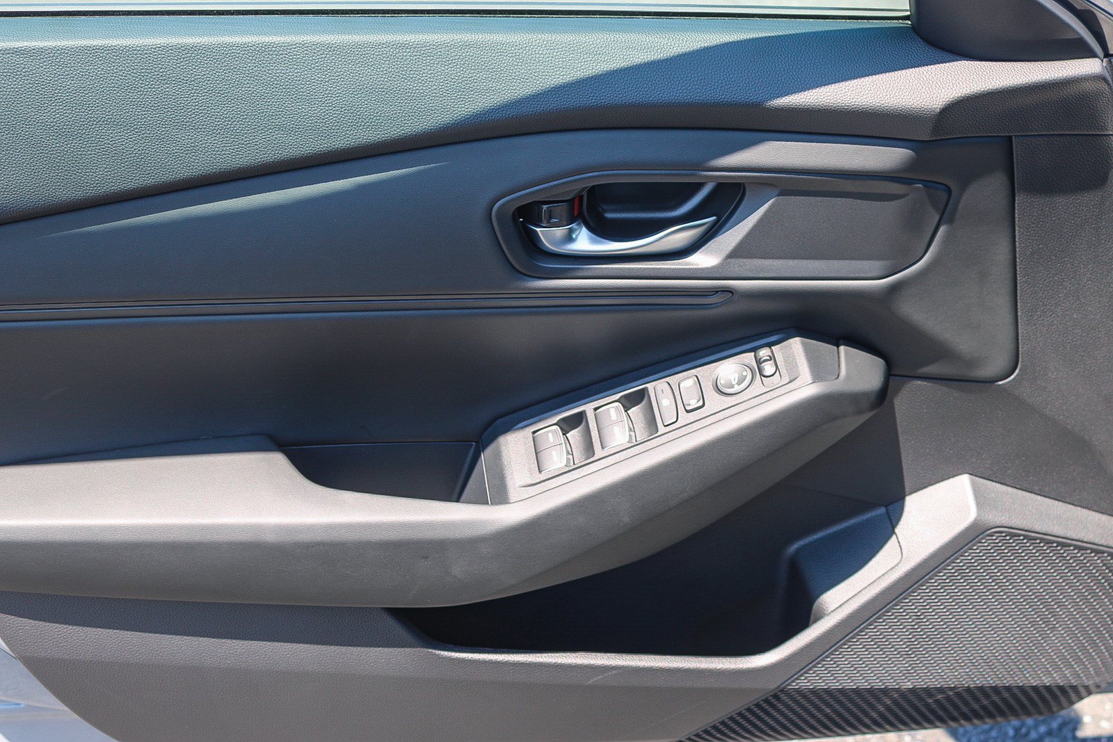 New 2026 Platinum White Pearl Honda SE image 22