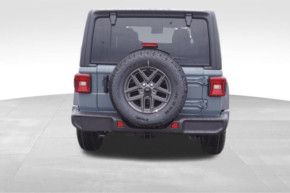 New 2025 Anvil Clear-Coat Exterior Paint Jeep Sport S image 4