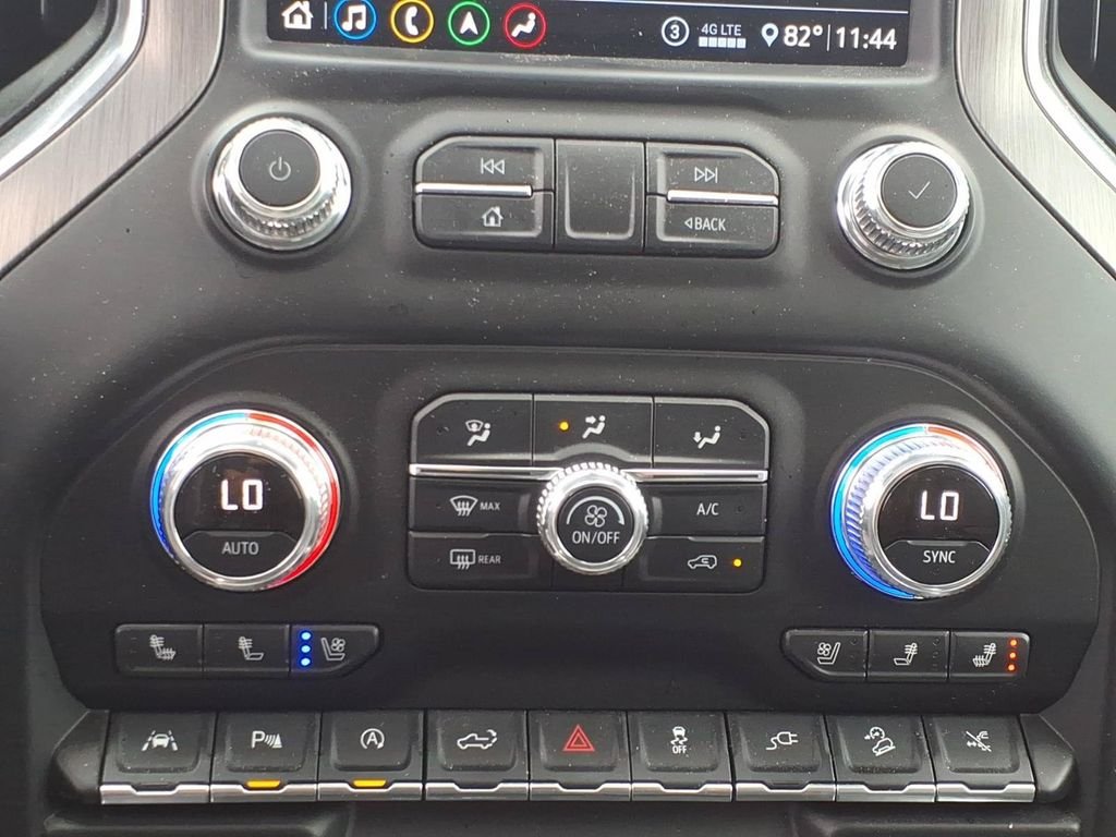 Used 2020 White GMC Denali image 32