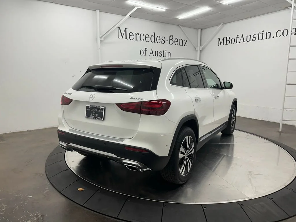 New 2026 White Mercedes-Benz GLA 250 image 7