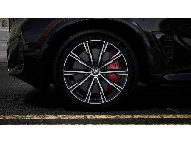 New 2026 Black Sapphire Metallic BMW xDrive40i image 7