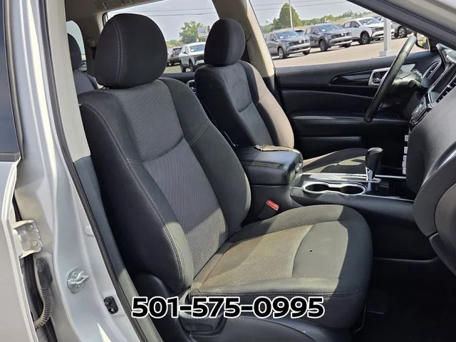 Used 2020 Silver Nissan SV image 17