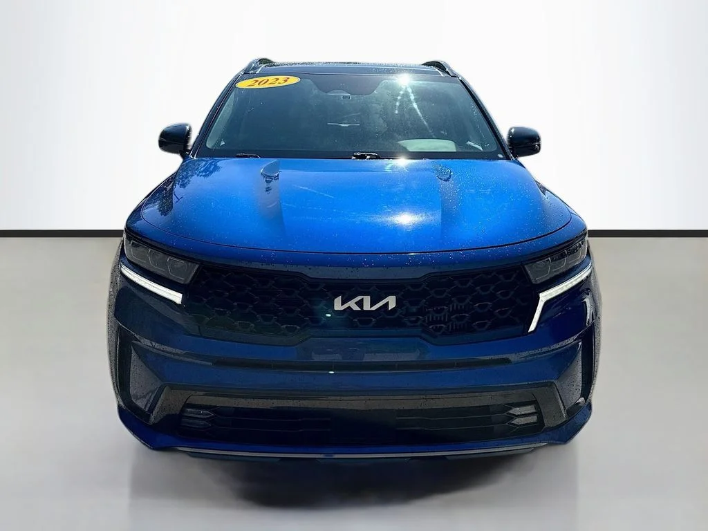 Used 2023 Blue Kia SX image 2