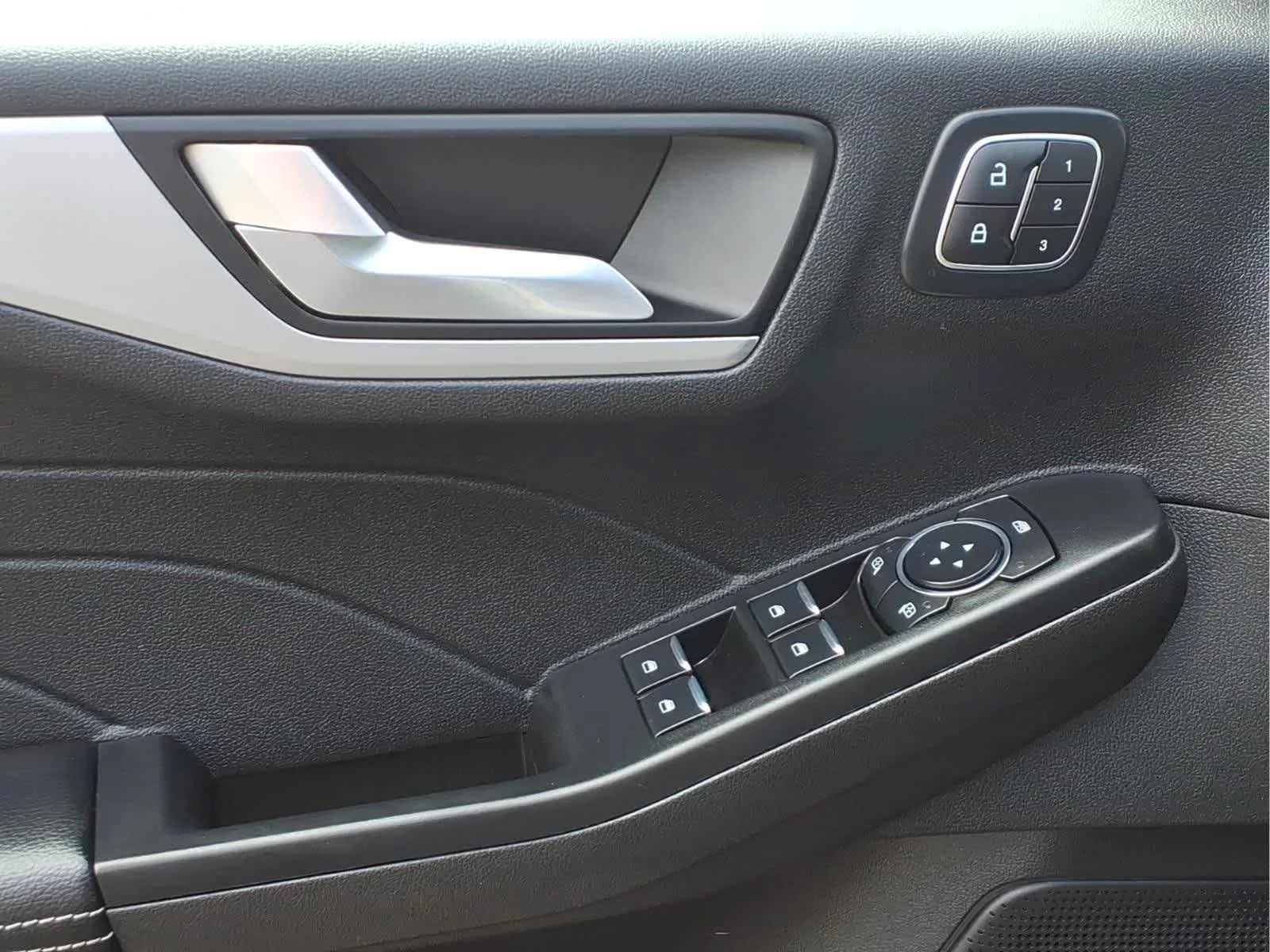 Used 2025 Carbonized Gray Ford Platinum image 13