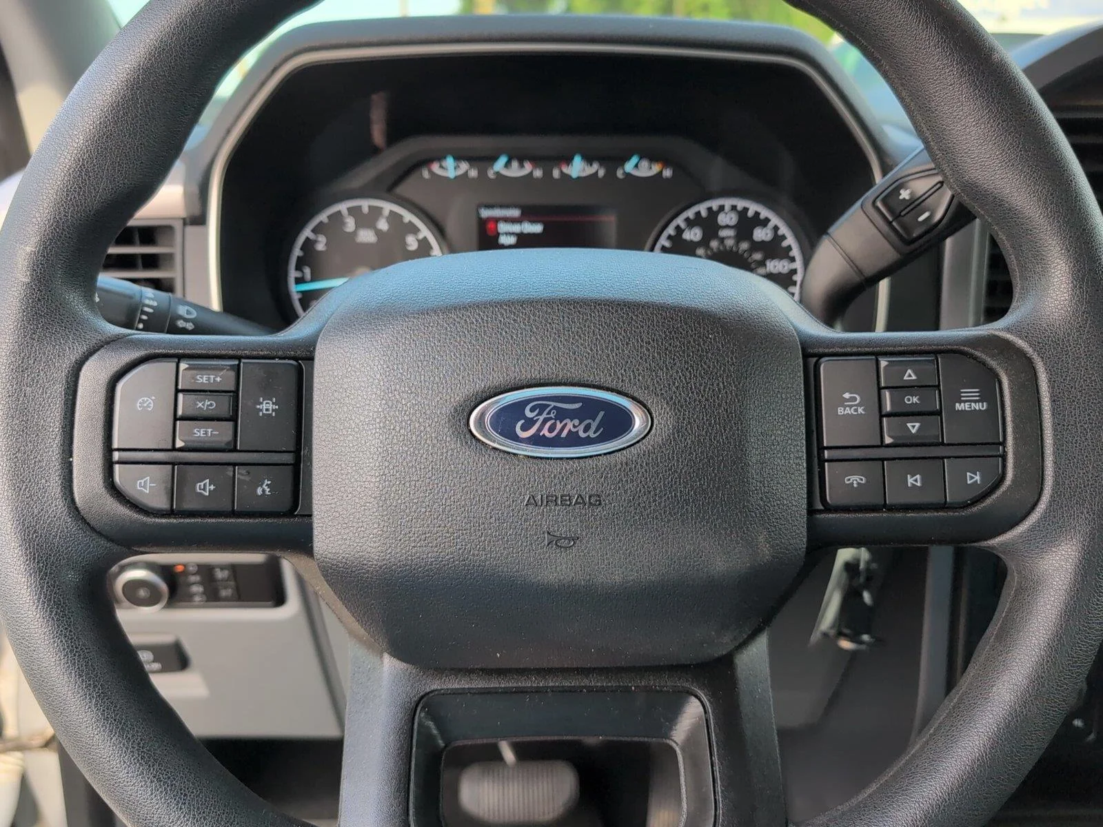 Used 2023 Iconic Silver Ford XLT image 23