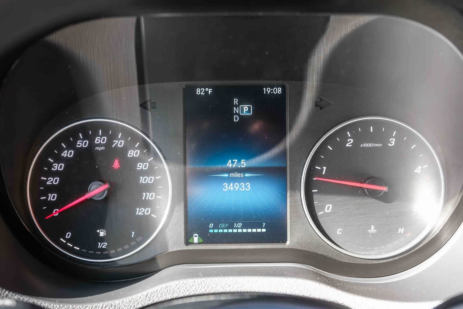 Used 2024 Arctic White Mercedes-Benz Cargo 144 WB image 21