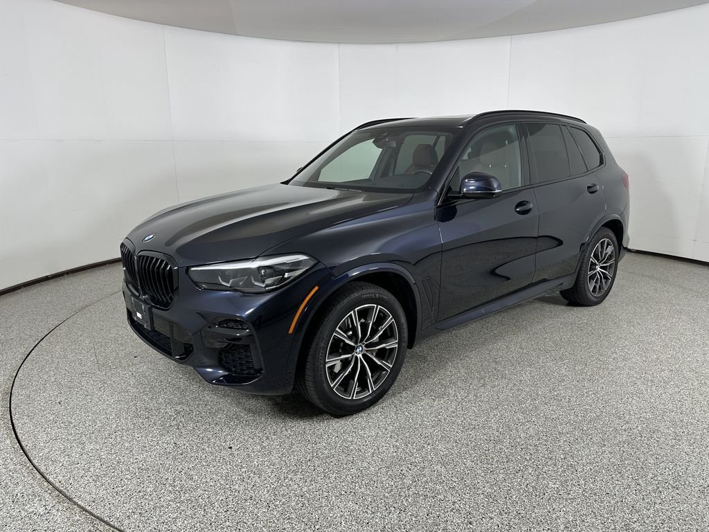 Used 2022 Carbon Black Metallic BMW xDrive40i image 1