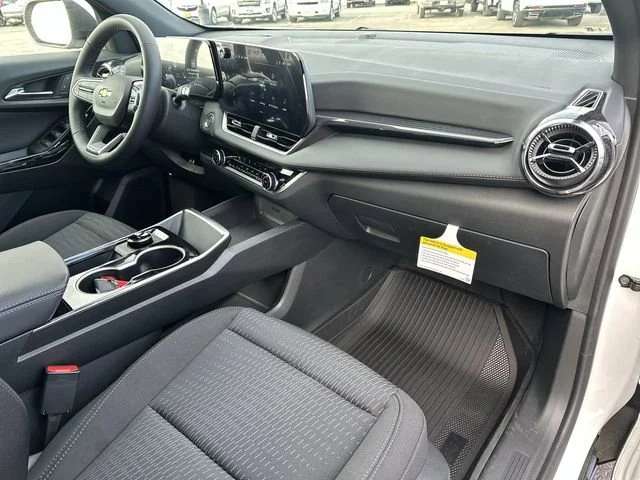 New 2026 Summit White Chevrolet LT image 30