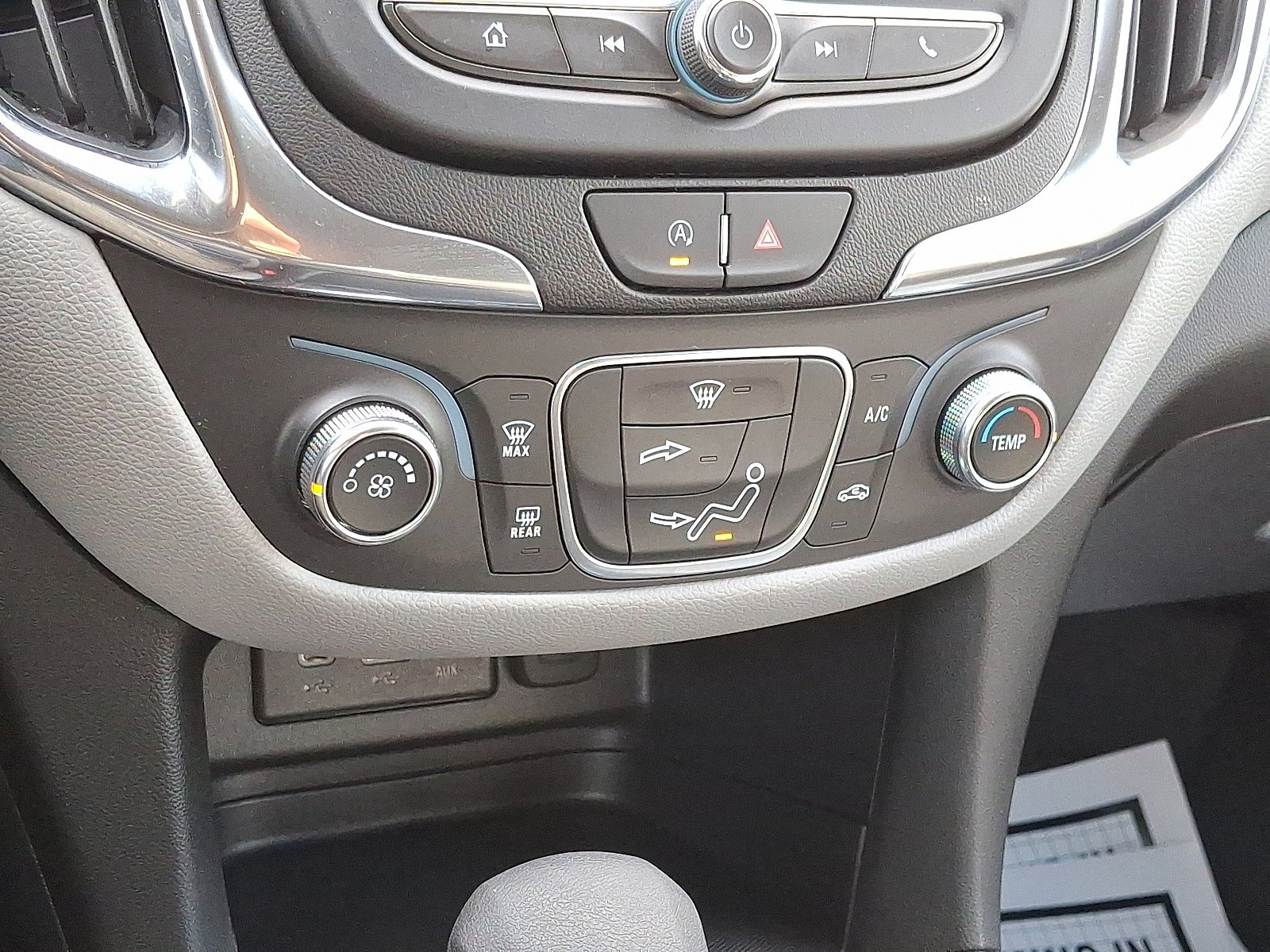 2024 Chevrolet Equinox LS - Photo 15