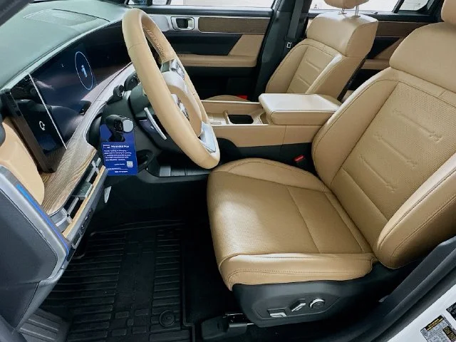 New 2026 White Hyundai Limited image 9