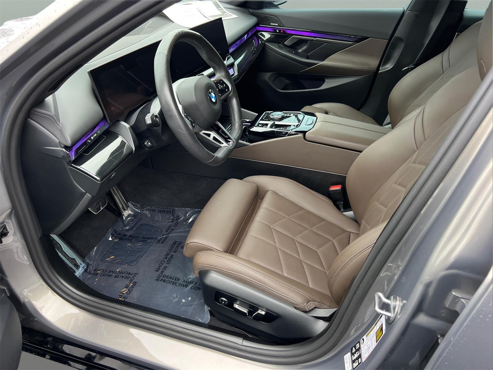 Used 2024 Oxide Grey Metallic BMW 540i xDrive image 31