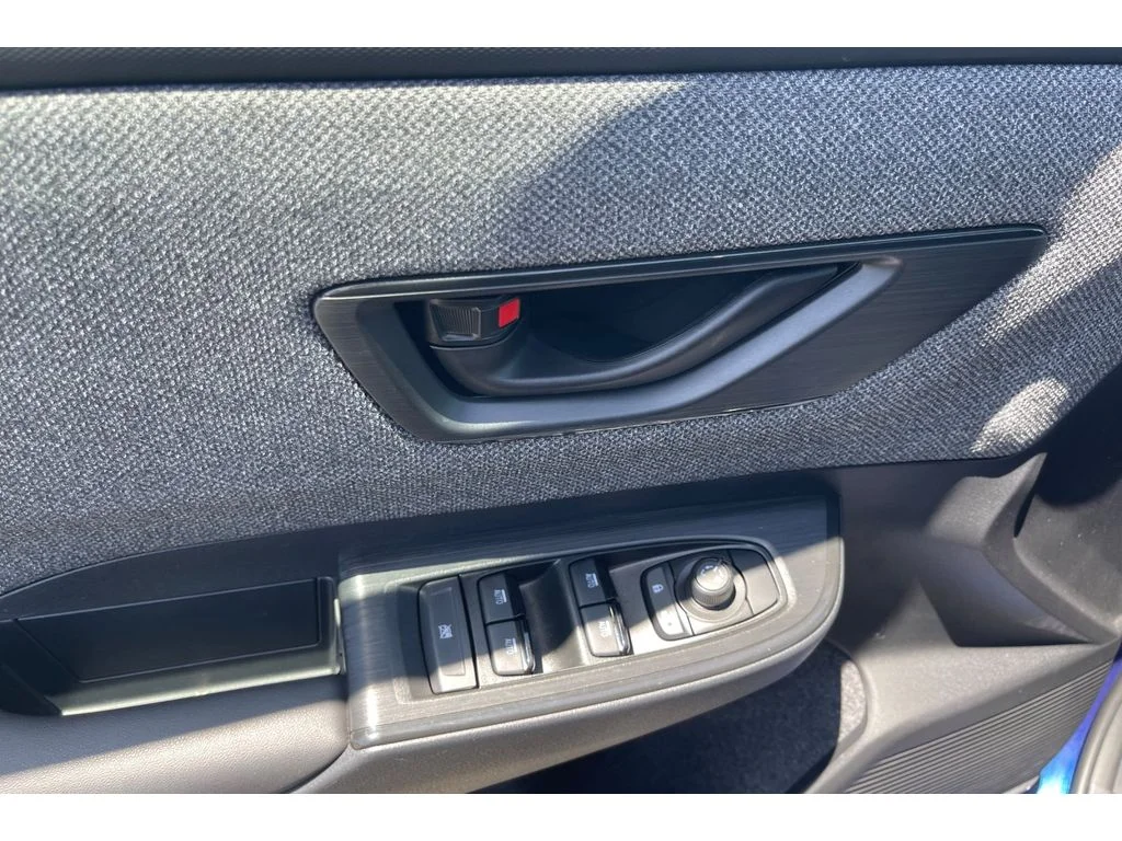 Used 2026 Sapphire Blue Pearl Subaru Premium image 11