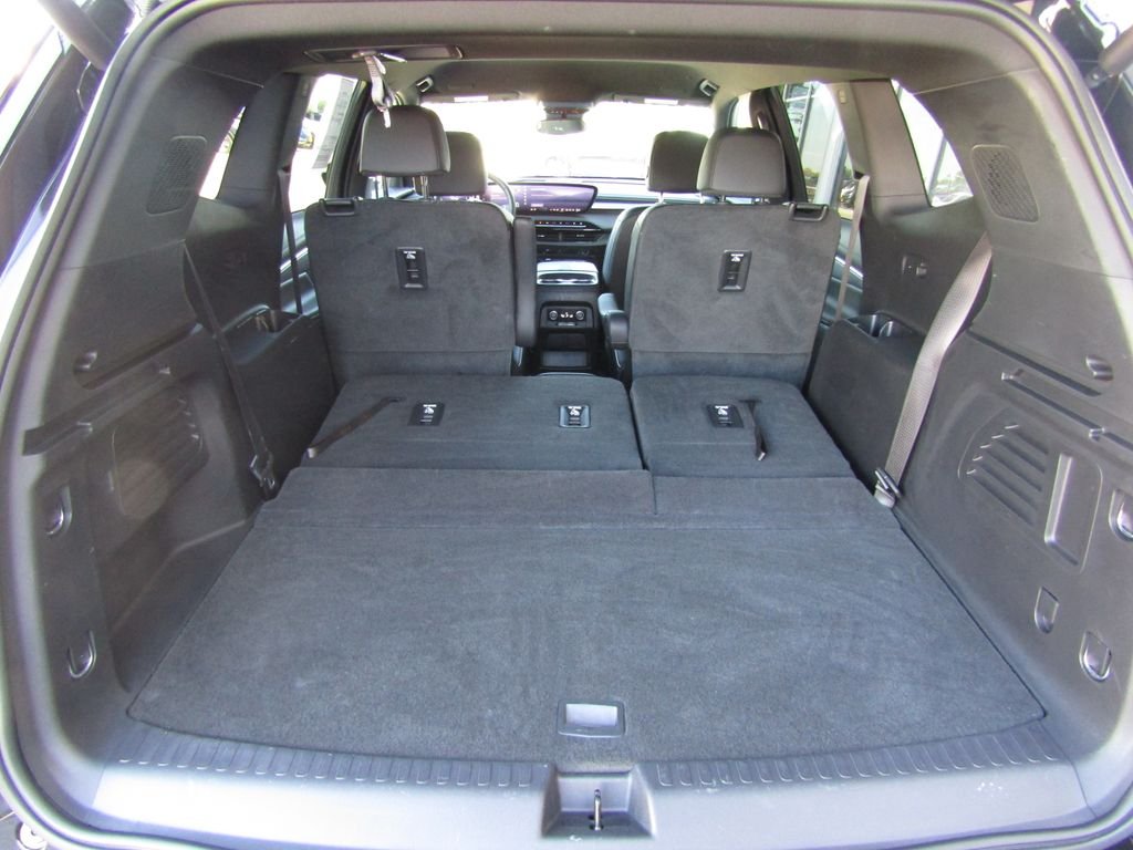 Used 2025 Black Buick Sport Touring image 39
