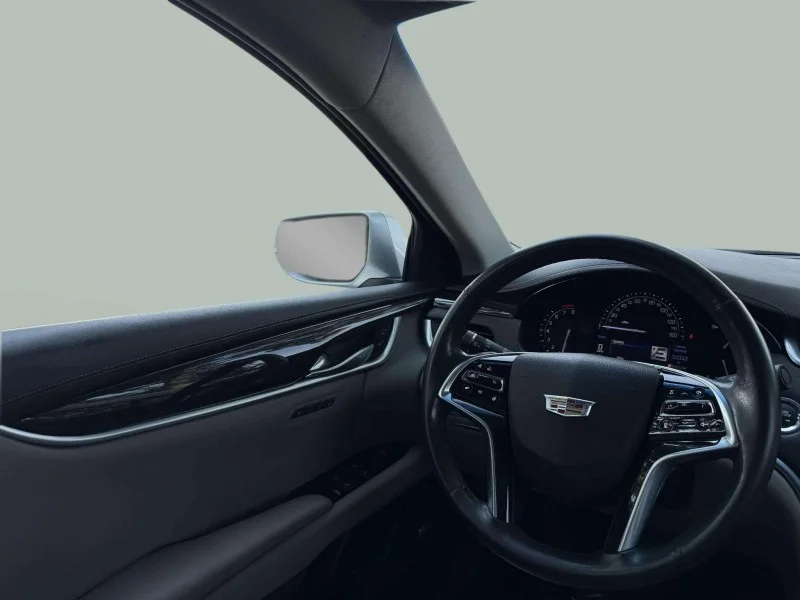 Used 2017 Silver Cadillac Luxury image 12