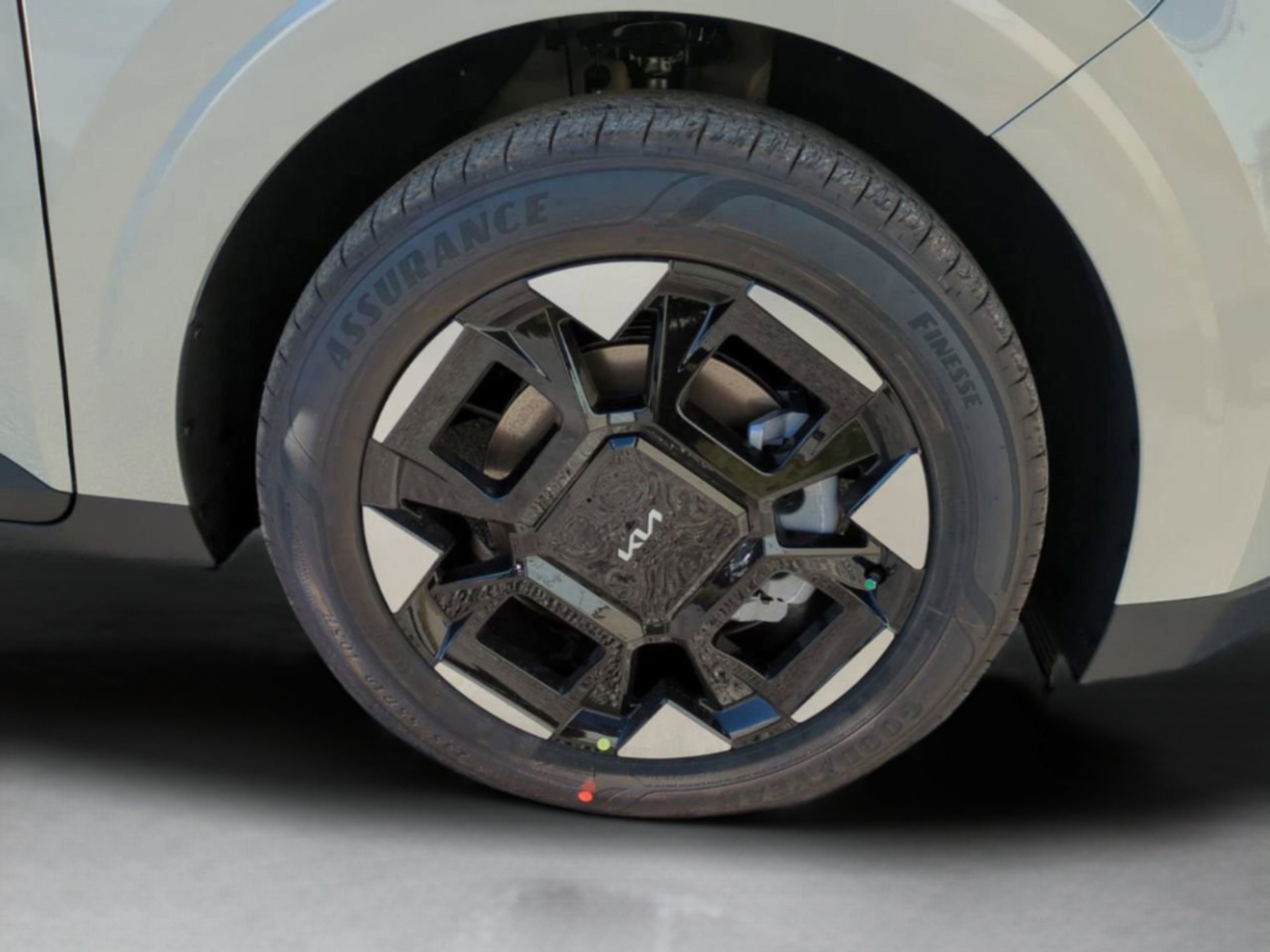 New 2026 Ivory Silver Kia EX image 12