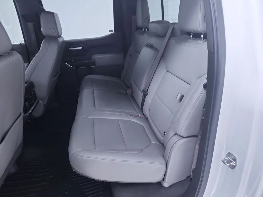 Used 2021 White GMC SLT image 20