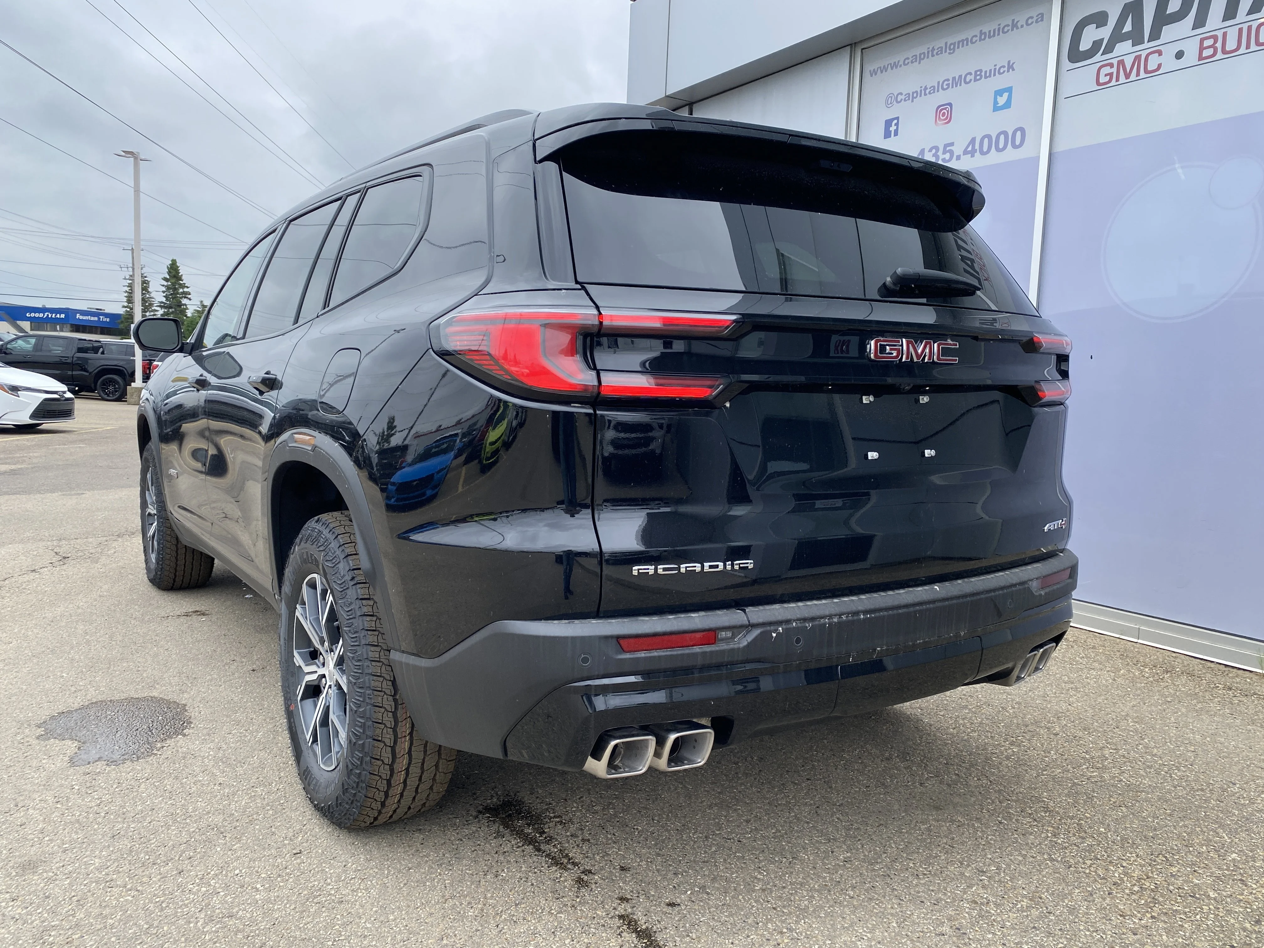 New 2026 EBONY TWILIGHT METALLIC GMC AT4 image 4