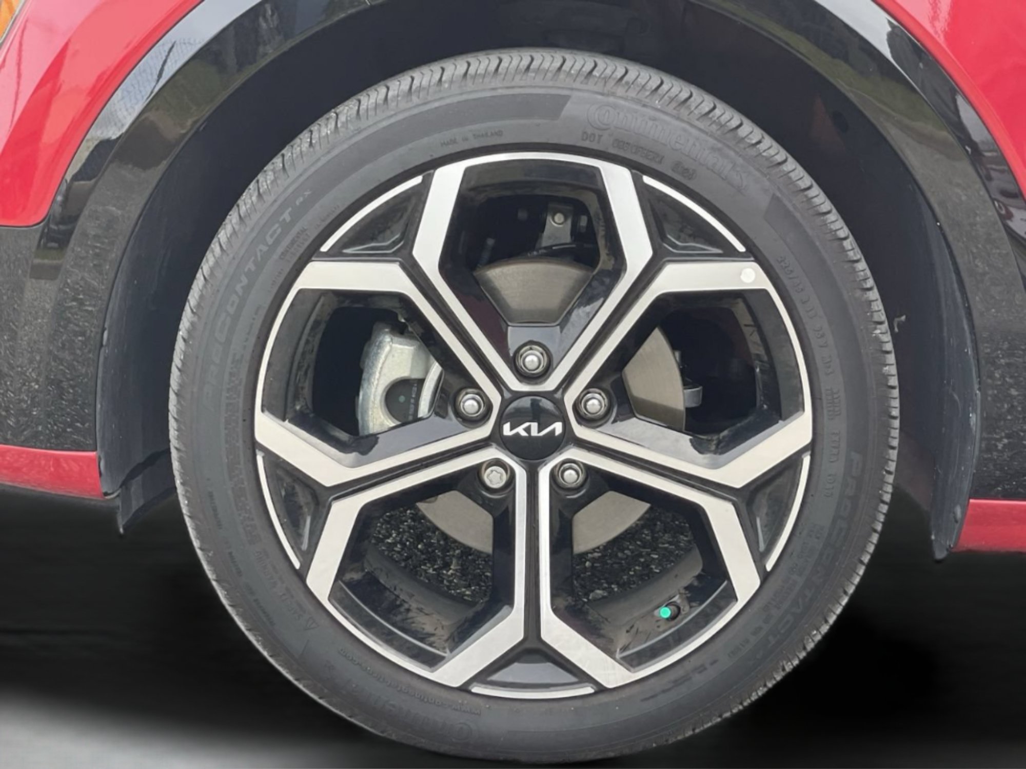 Used 2025 Runway Red Kia EX Touring image 34