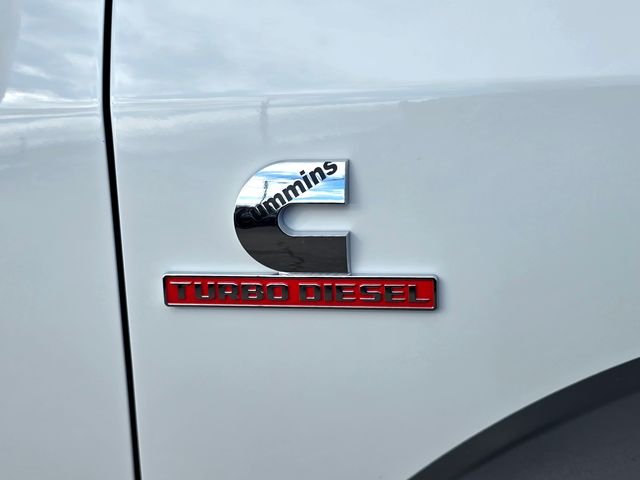 New 2026 Bright White Clearcoat RAM Tradesman image 26