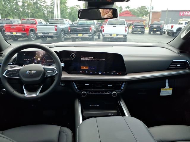 New 2026 Summit White Chevrolet Z71 image 9