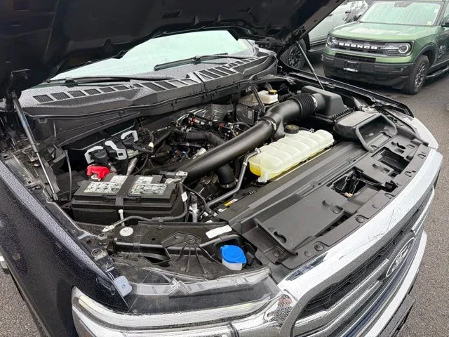 Used 2025 Antimatter Blue Metallic Ford Lariat image 55