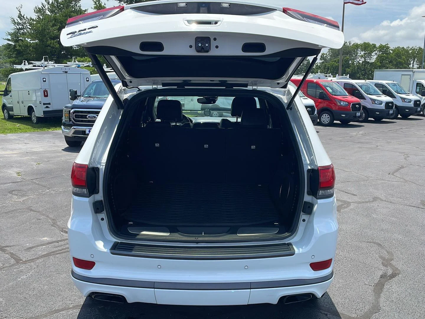 Used 2020 Bright White Clearcoat Jeep High Altitude image 29