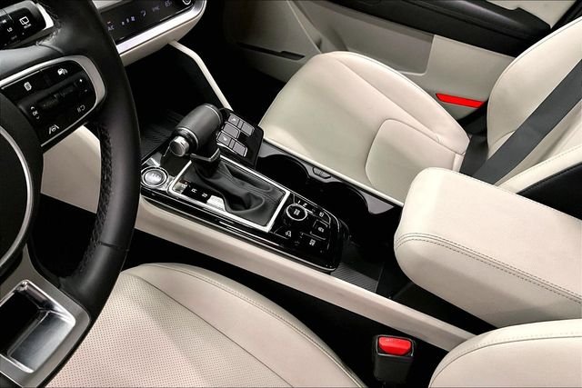 2024 Kia Sportage EX - Photo 17