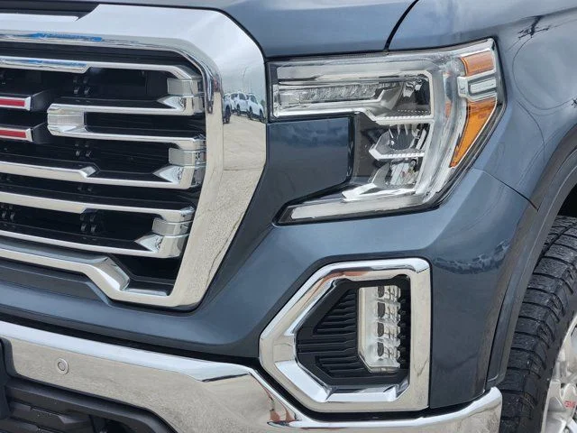 Used 2020 Blue GMC SLT image 10