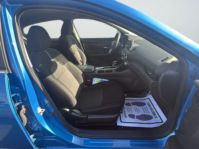Used 2024 Blue Nissan SV image 9