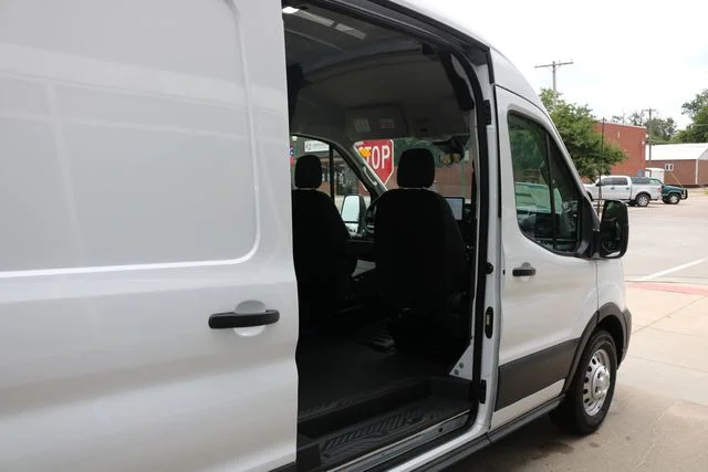 New 2026 Oxford White Ford Cargo Van image 35