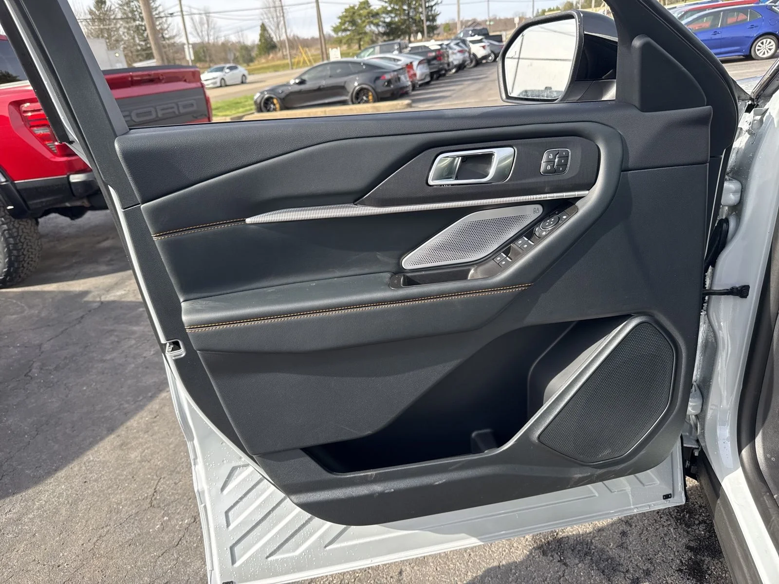New 2026 Space White Metallic Ford Tremor® image 22