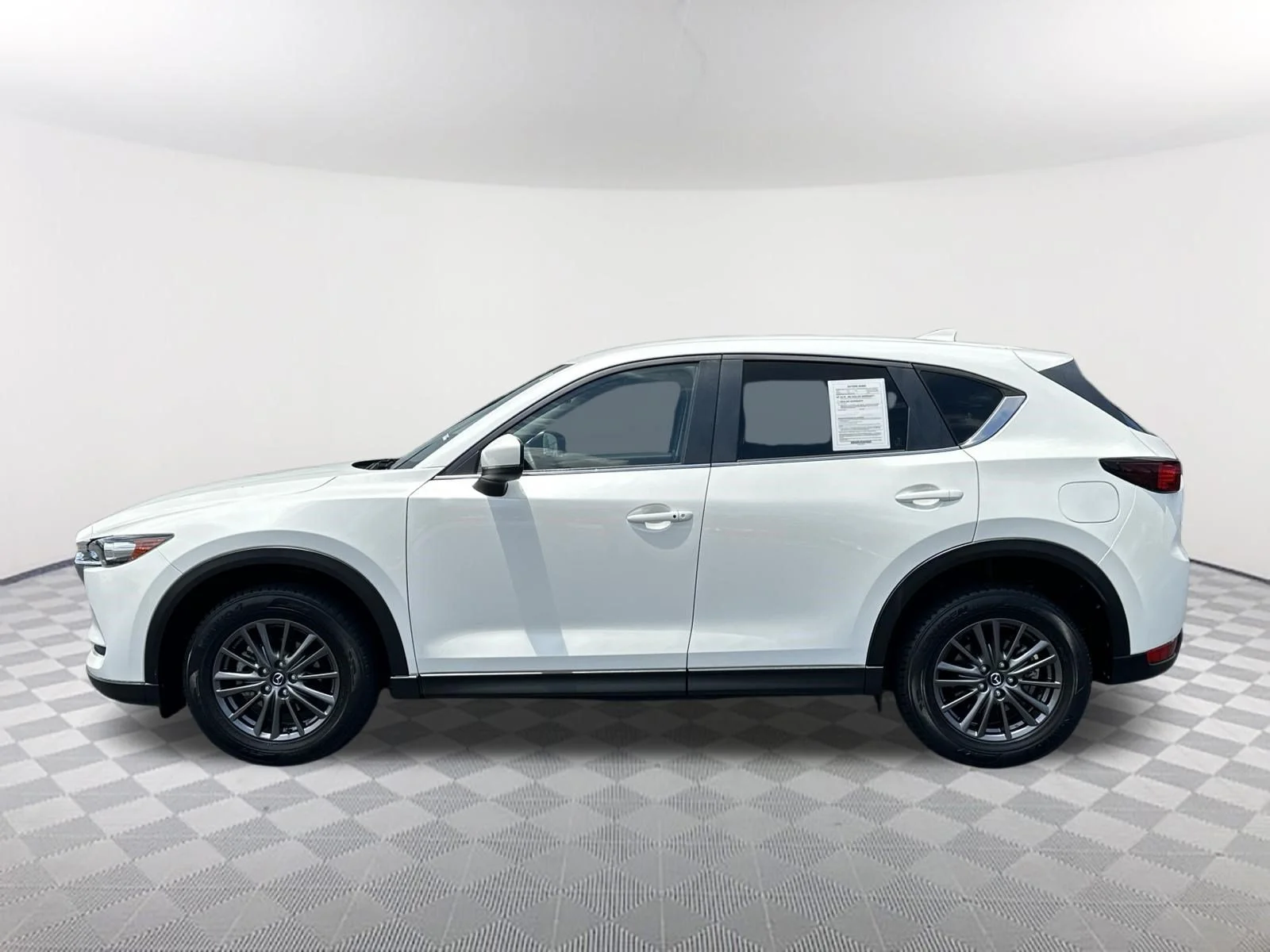 Used 2021 Snowflake White Pearl Mica Mazda Touring image 8