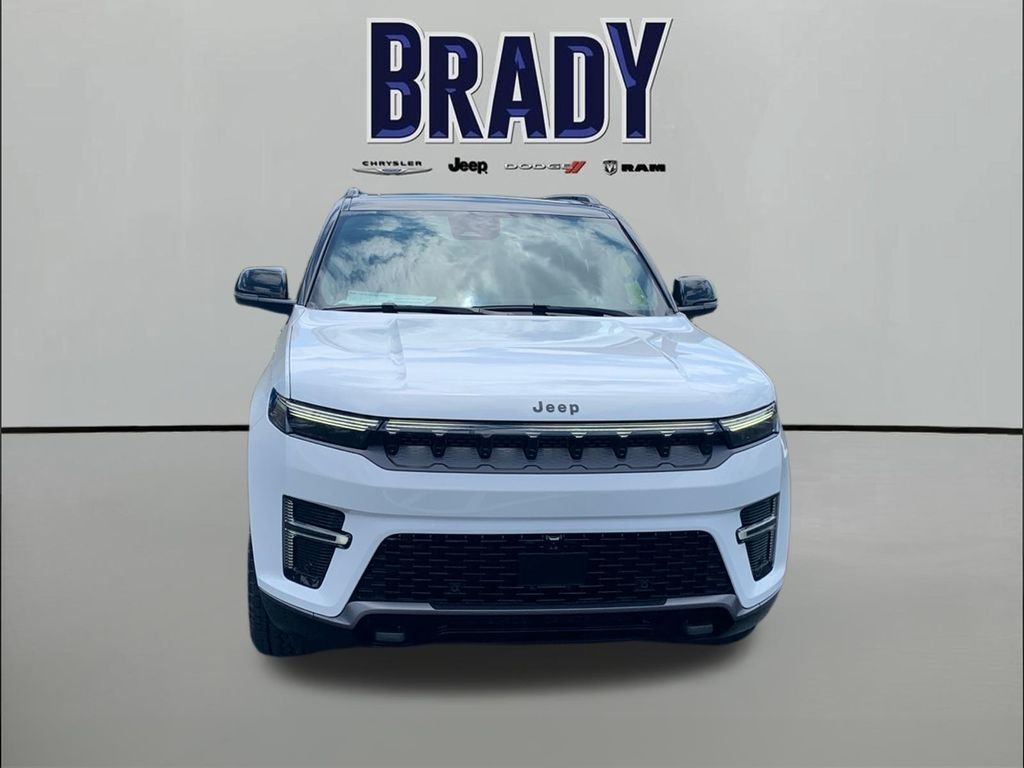 New 2026 Bright White Clear-Coat Exterior Paint Jeep Upland image 2