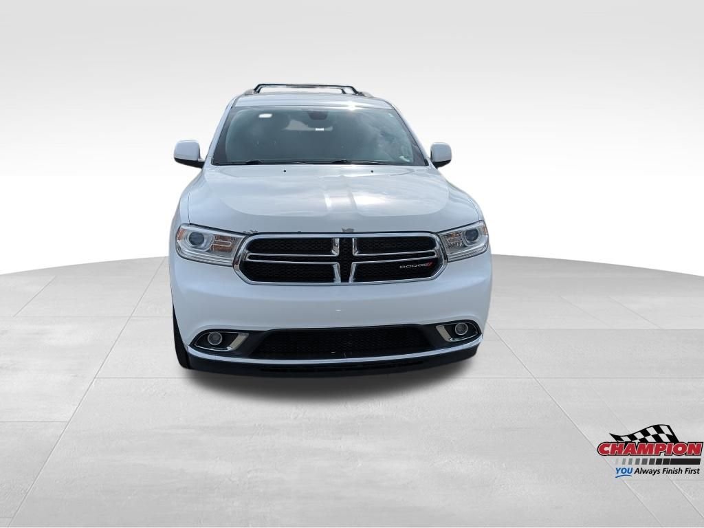Used 2017 White Dodge SXT image 9