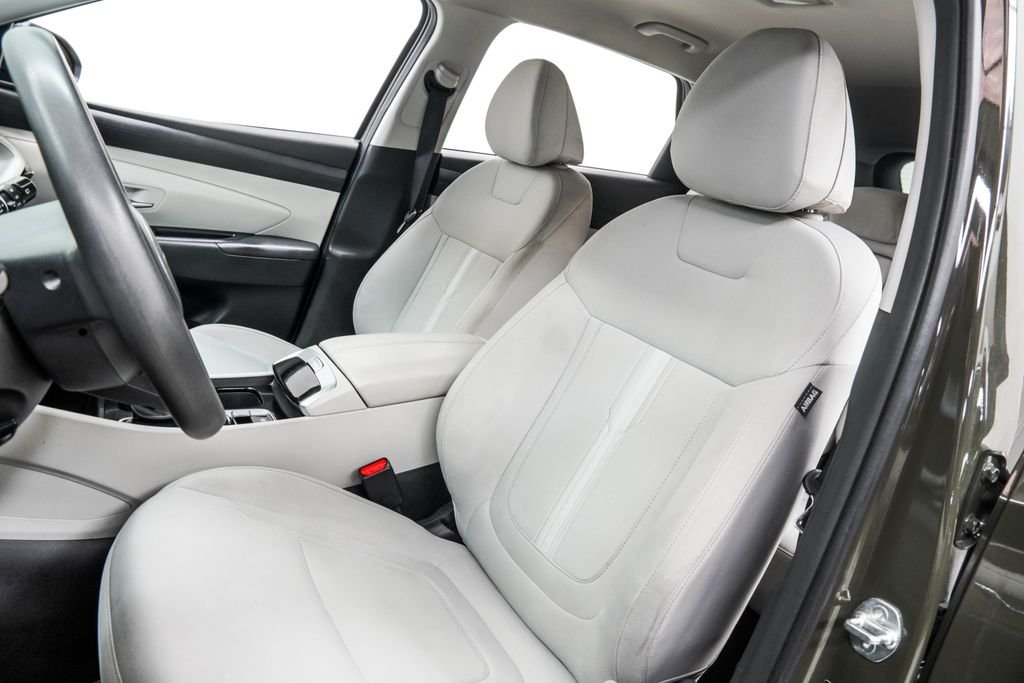 Used 2025 Green Hyundai SEL image 15