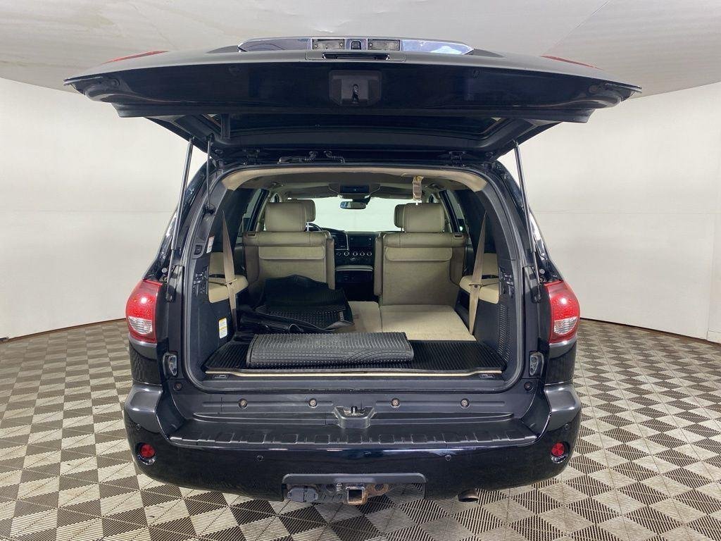 Used 2018 Midnight Black Metallic Toyota Limited image 34