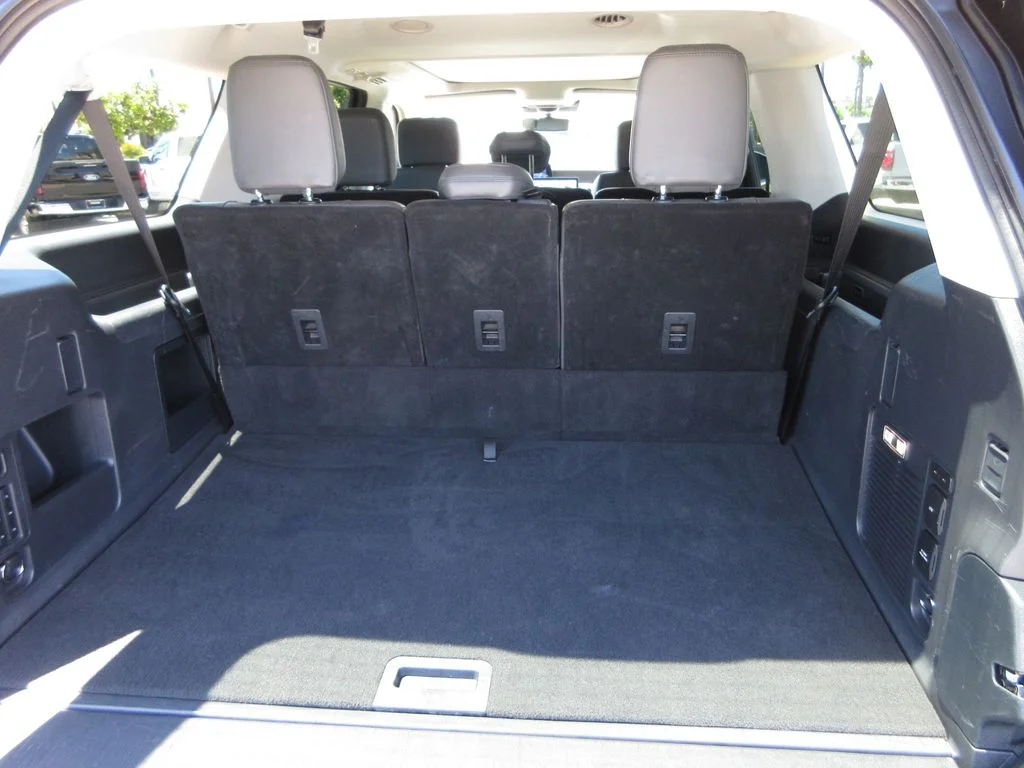 Certified Used 2025 Oxford White Ford Active image 25