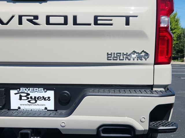 New 2026 White Sands Chevrolet High Country image 11