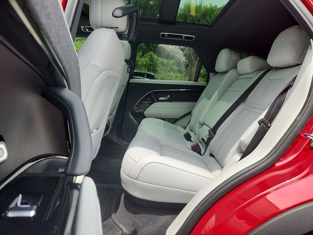 2025 Land Rover Range Rover Sport SE - Photo 10