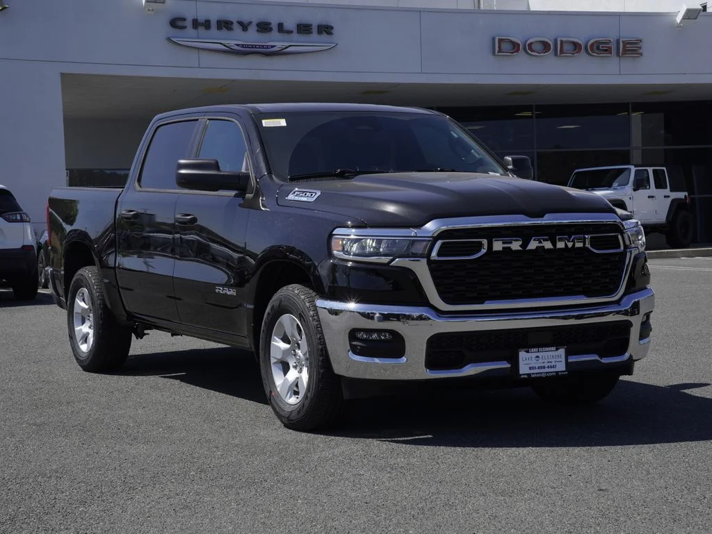 New 2026 Diamond Black Crystal Pearl-Coat Exterior Paint RAM Big Horn/Lone Star image 2