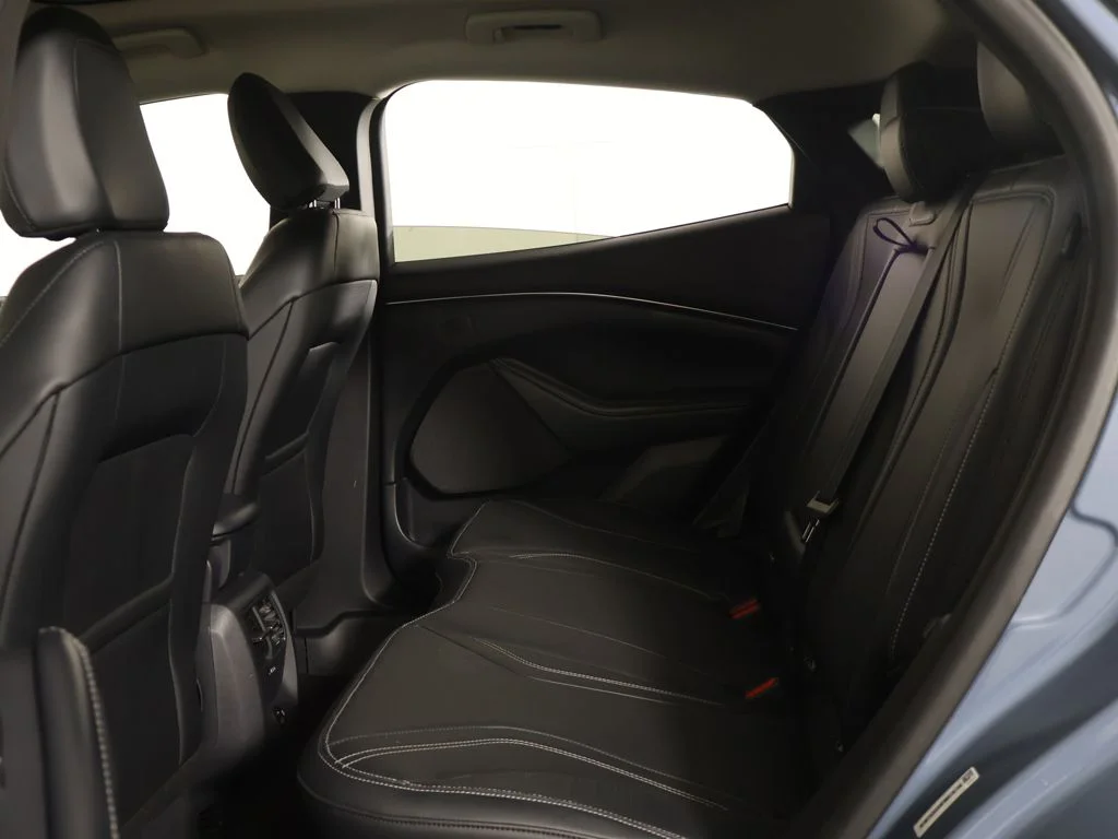 Used 2023 Blue Ford Premium image 33