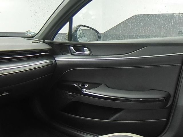 Used 2025 Gray Kia GT-Line image 40