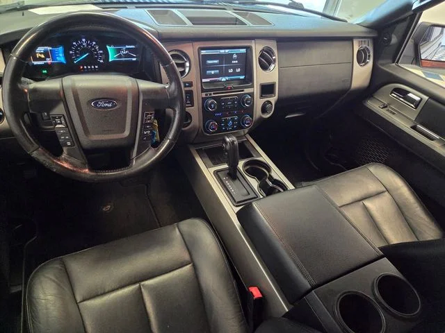 Used 2015  Ford XLT image 14