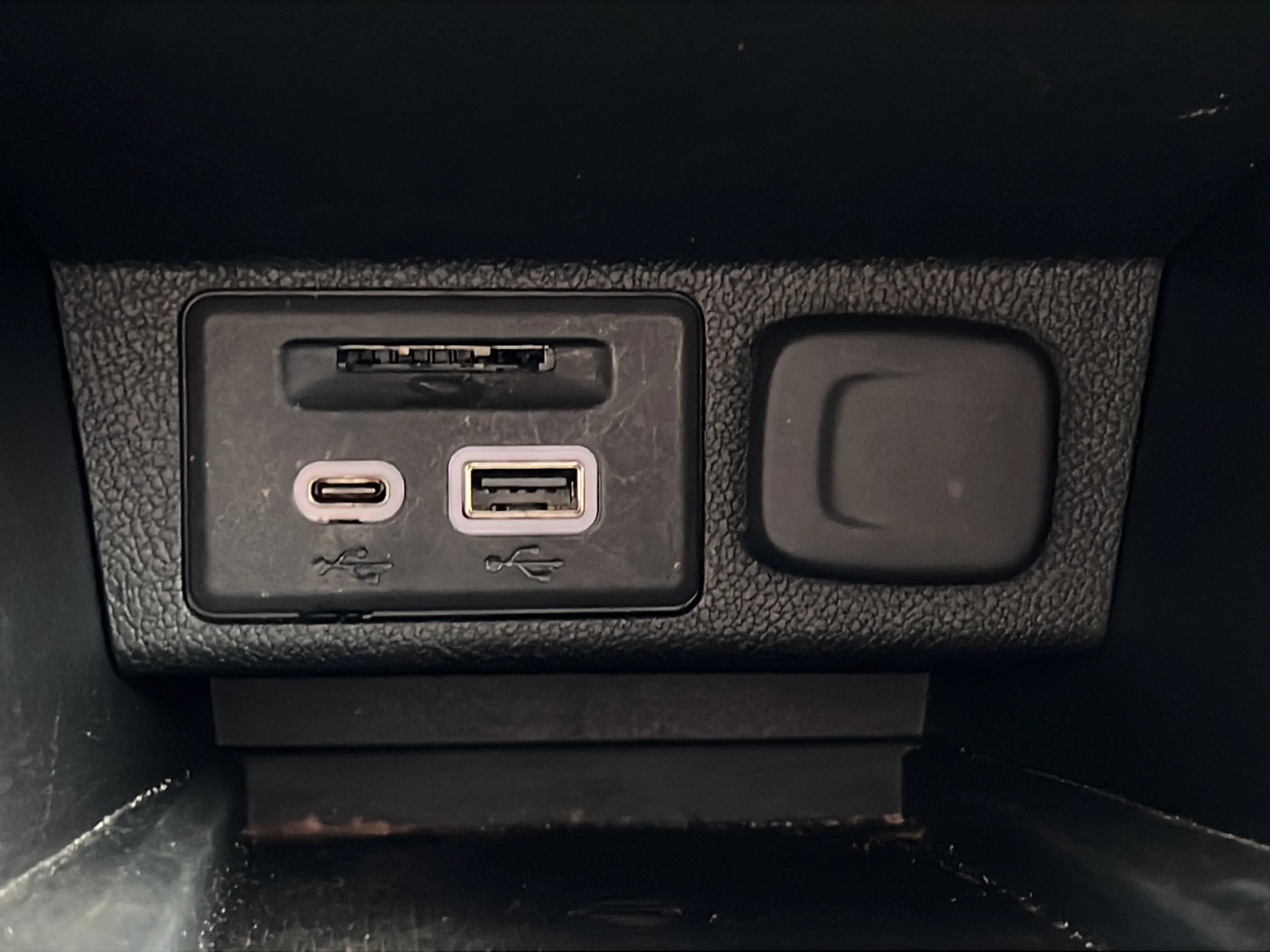 Used 2022 Gray Ghost Metallic Chevrolet LT image 16