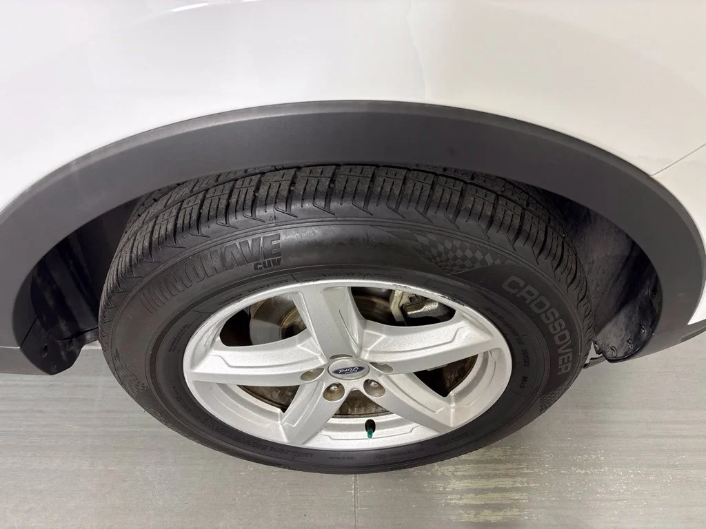 Used 2018 White Ford Base image 11